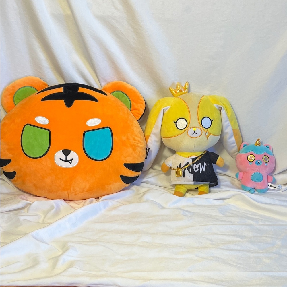 Set of 3 Teddy, Gold and Rainbow Krewbie